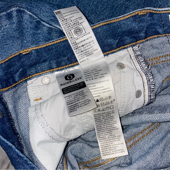 Levi's Wedgie Straight Oxnard Drive Distressed High Rise Jeans Sz 26 × 28 EUC - Picture 13 of 16